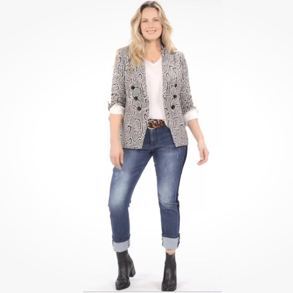 CAbi Python Blazer Snake Print Ivory Brown Black Size 6 - Picture 2 of 7